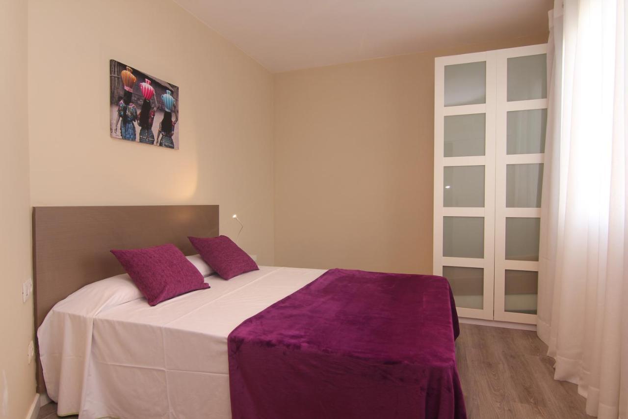 Felip - Spacious And Quiet Apartments Barcelona Ngoại thất bức ảnh